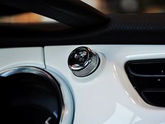 2013款 1.6L 自动 风尚敞篷版