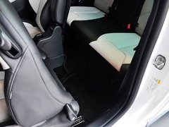 2013款 1.6L 自动 风尚敞篷版