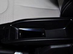 2013款 1.6L 自动 风尚敞篷版