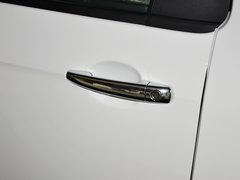 2013款 1.6L 自动 至尊敞篷版