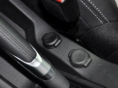 2013款 1.6L 自动 至尊敞篷版