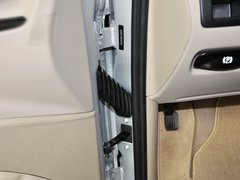 2013款 3.0L 自动 舒适版 7座