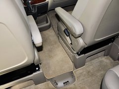 2013款 3.0L 自动 舒适版 7座