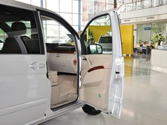 2013款 3.0L 自动 舒适版 7座