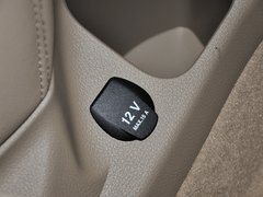 唯雅诺 2013款 3.0L 自动 舒适版 7座