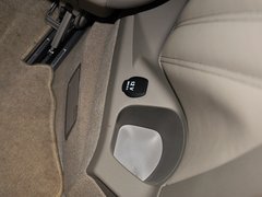 2013款 3.0L 自动 舒适版 7座