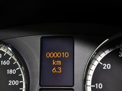 2013款 3.0L 自动 舒适版 7座
