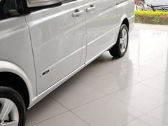 2013款 3.0L 自动 舒适版 7座