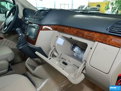 2013款 3.0L 自动 舒适版 7座