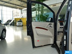2013款 3.0L 自动 舒适版 7座