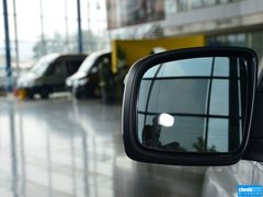 2013款 3.0L 自动 舒适版 7座