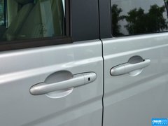 2013款 3.0L 自动 舒适版 7座