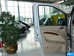 2013款 3.0L 自动 舒适版 7座