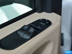 2013款 3.0L 自动 舒适版 7座