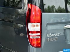 2013款 3.0L 自动 舒适版 7座