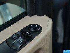 2013款 3.0L 自动 舒适版 7座