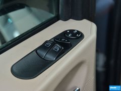 2013款 3.0L 自动 舒适版 7座