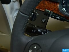 2013款 3.0L 自動 舒適版 7座
