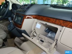 2013款 3.0L 自動 舒適版 7座