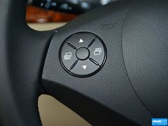 2013款 3.0L 自動 禮遇版 7座