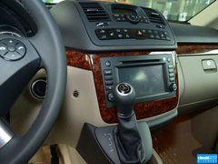 2013款 3.0L 自動 禮遇版 7座