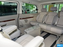 2013款 3.0L 自动 礼遇版 7座