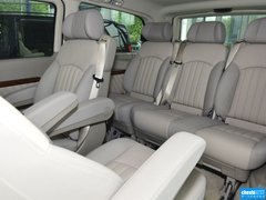 2013款 3.0L 自动 礼遇版 7座