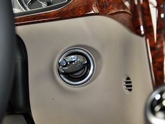 2013款 3.0L 自动 领航版 7座