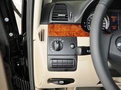 2013款 3.0L 自动 领航版 7座