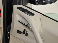 2013款 3.0L 自动 领航版 7座