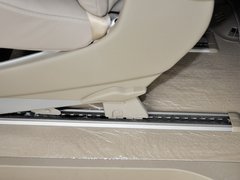 2013款 3.0L 自动 领航版 7座