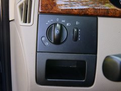 2013款 3.0L 自动 领航版 7座