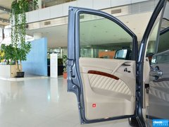 2013款 3.0L 自动 领航版 7座