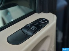 2013款 3.0L 自动 领航版 7座