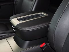 2013款 ESV 6.2L 自动 铂金版加长型 6座