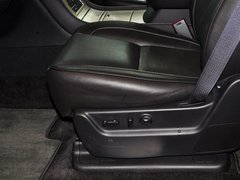 2013款 ESV 6.2L 自动 铂金版加长型 6座