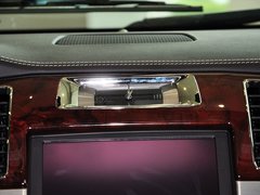 2013款 ESV 6.2L 自动 铂金版加长型 6座
