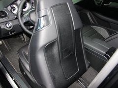2013款 C180 1.8L 自动 轿跑车
