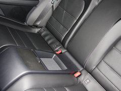 2013款 C180 1.8L 自动 轿跑车