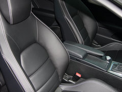 2013款 C180 1.8L 自动 轿跑车