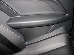2013款 C180 1.8L 自动 轿跑车
