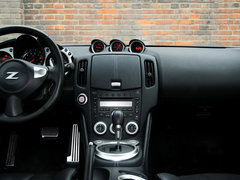 2013款 370Z 3.7L 自动 Coupe
