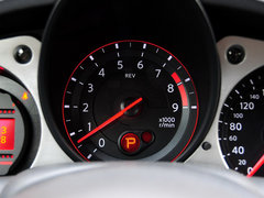 2013款 370Z 3.7L 自动 Coupe