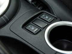 2013款 370Z 3.7L 自动 Coupe