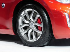 2013款 370Z 3.7L 自动 Coupe