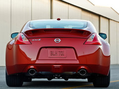 2013款 370Z 3.7L 自动 Coupe