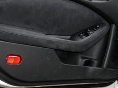 2013款 370Z 3.7L 自动 Roadster