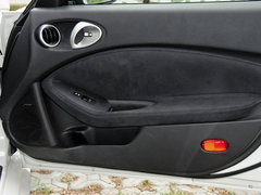 日产370Z 2013款 370Z 3.7L 自动 Roadster
