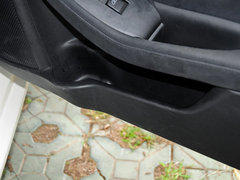2013款 370Z 3.7L 自动 Roadster