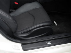 2013款 370Z 3.7L 自动 Roadster